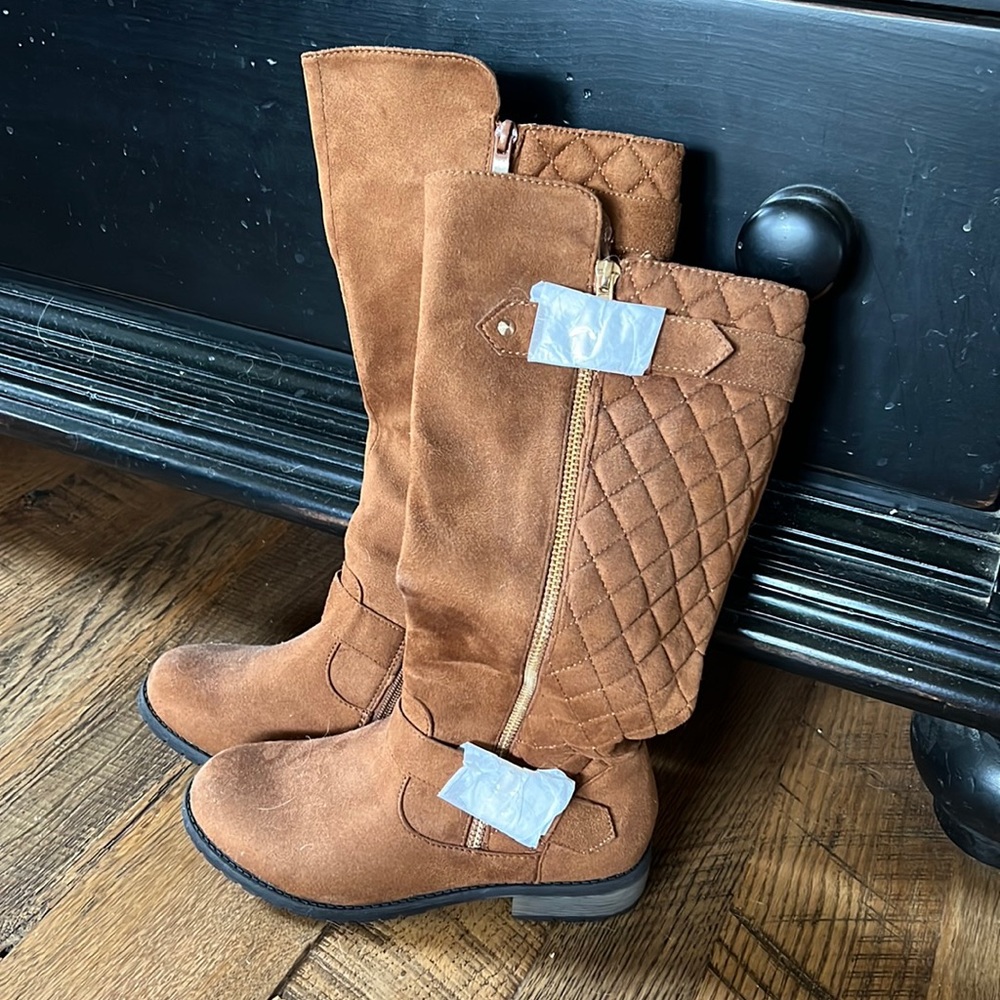Brand new brown boots